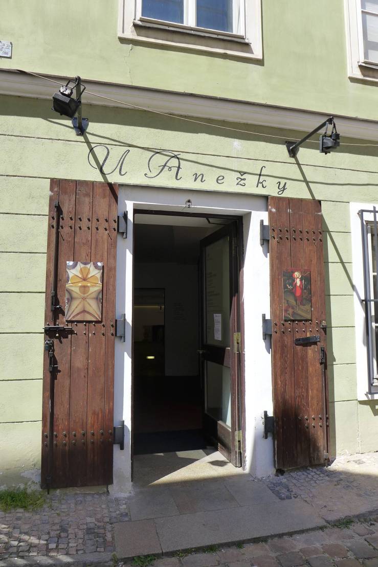2017-05-18  Anežský klášter  W013a
