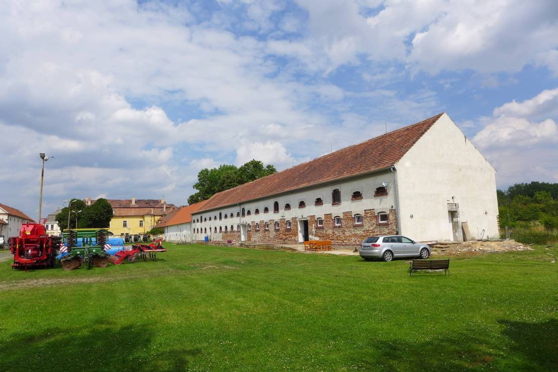 2017-07-08  Přes Braňany za Chobotem  W008