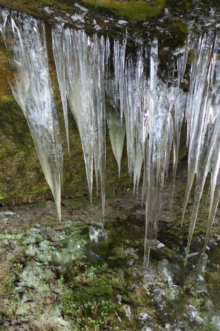 2018-03-07  Opožděné ledopády  W020