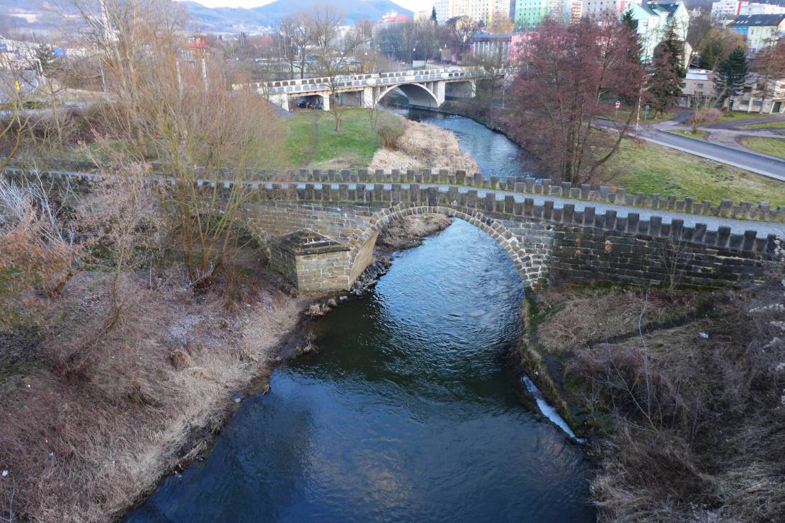 2018-03-08  Opožděné ledopády  W018