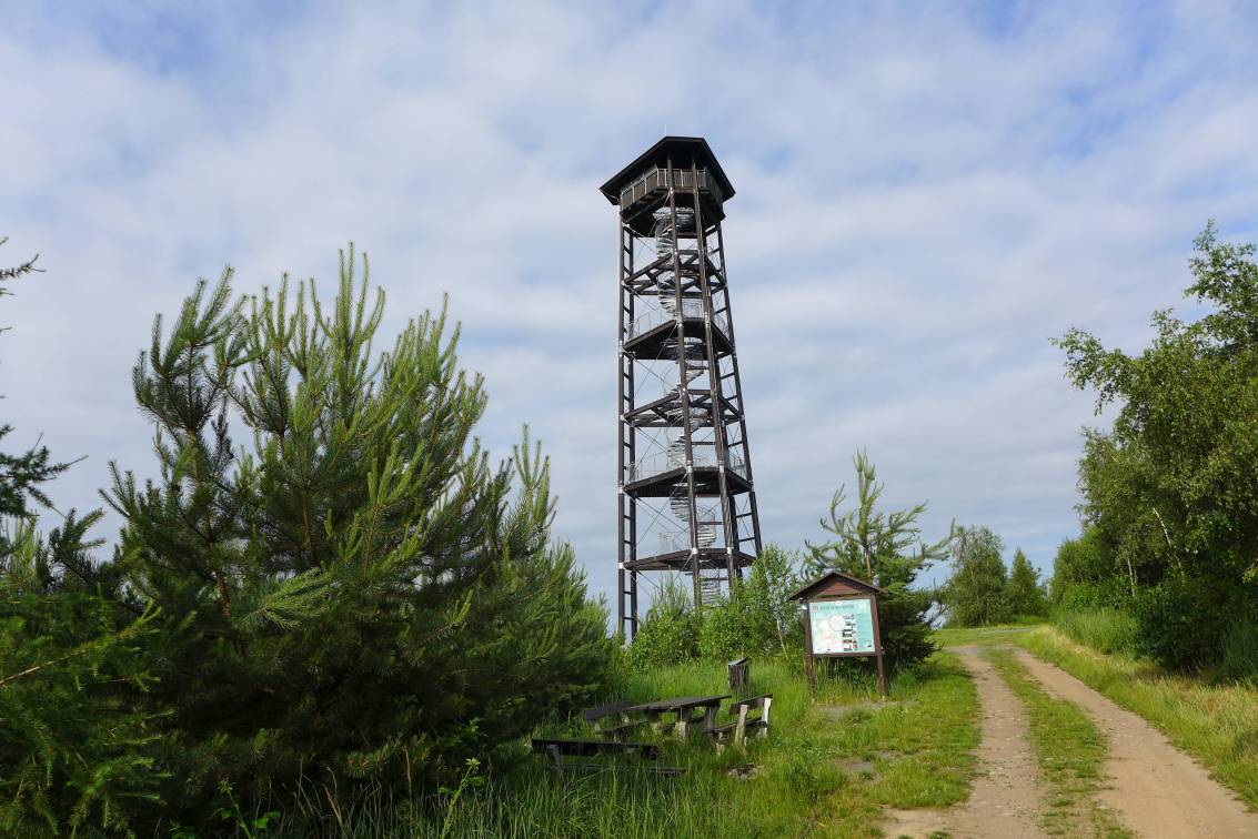 2019-06-14  Není Babka jako babka  W006