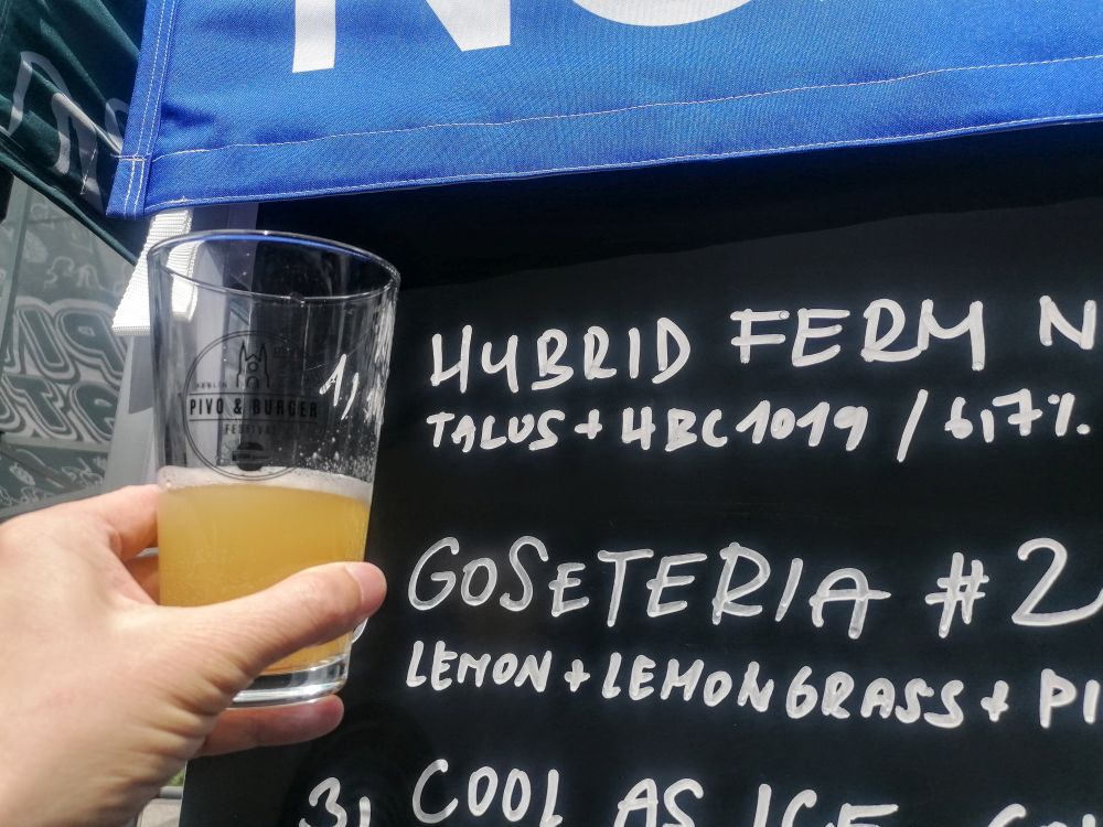 2025-05-18  Pivo & Burger  W002