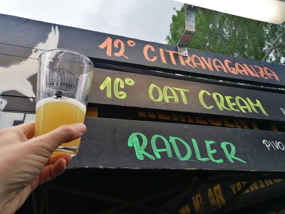 2025-05-18  Pivo & Burger  W024
