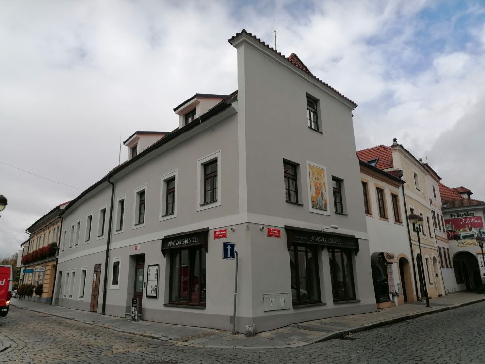 2025-10-24  Za Pány z Růže  W006