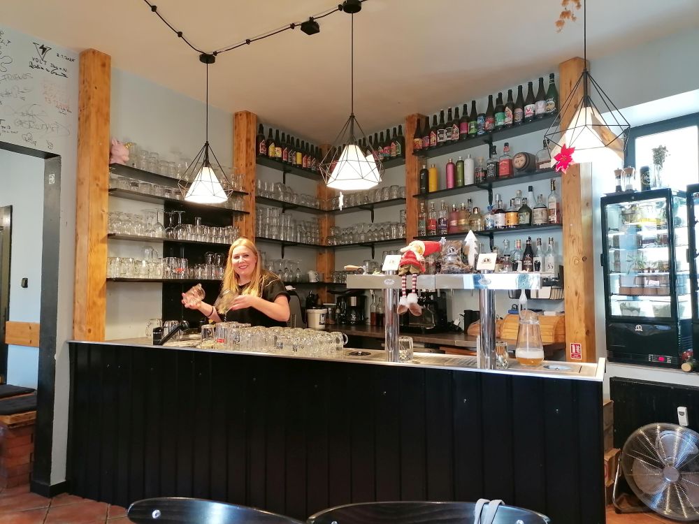 2025-10-24  Za Pány z Růže  W014