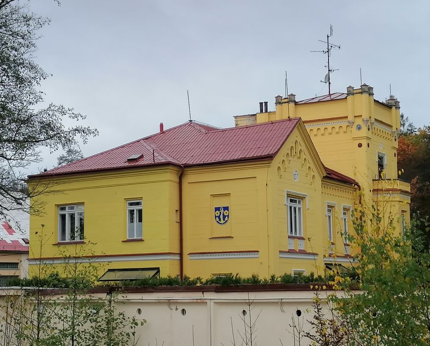 2025-10-25  Za Pány z Růže  W001