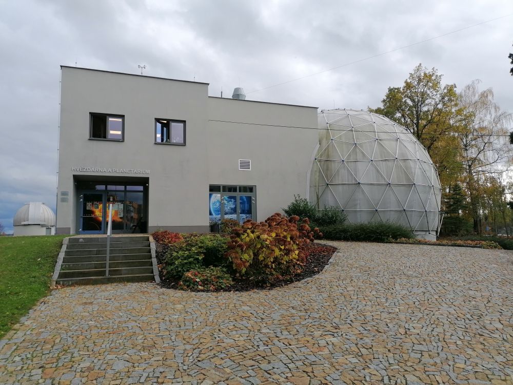 2025-10-25  Za Pány z Růže  W017