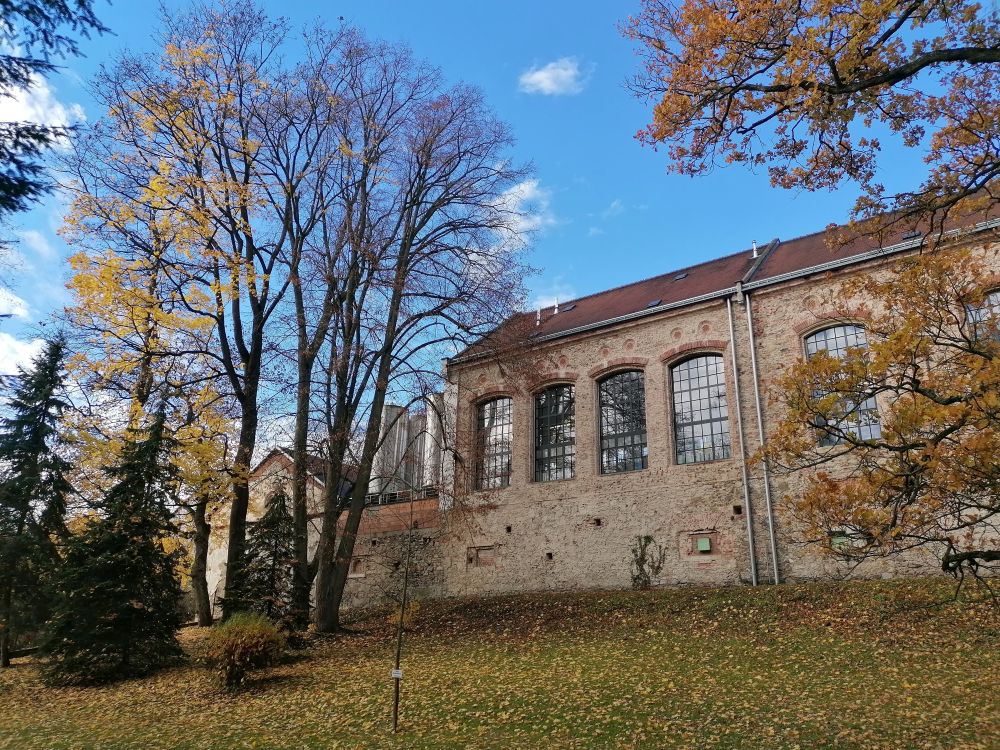 2025-10-26  Za Pány z Růže  W009