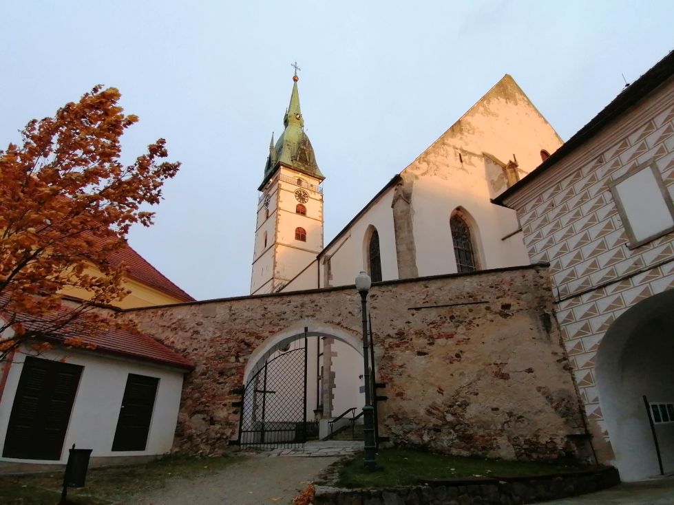 2025-10-26  Za Pány z Růže  W019