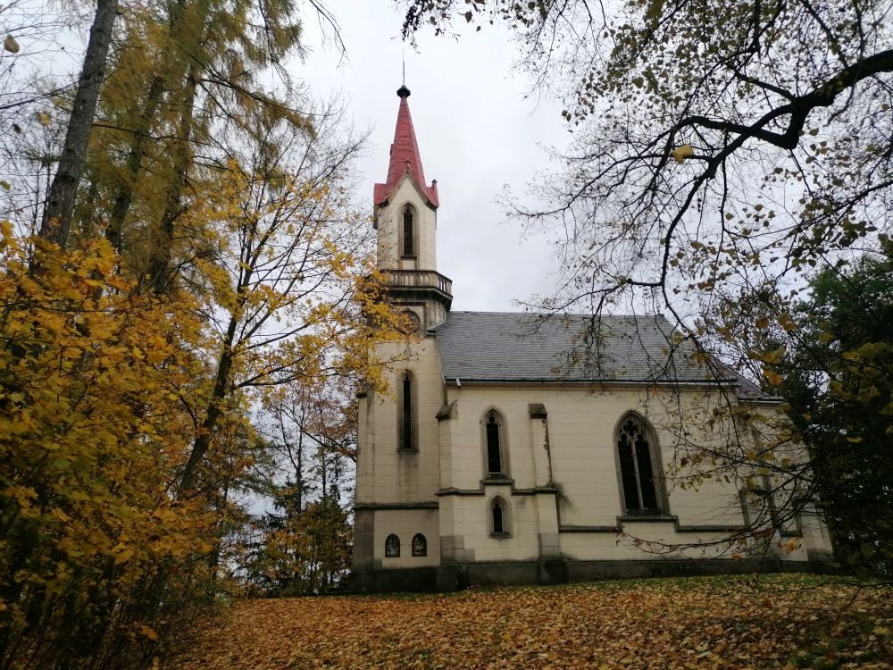 2025-10-28  Za Pány z Růže  W001