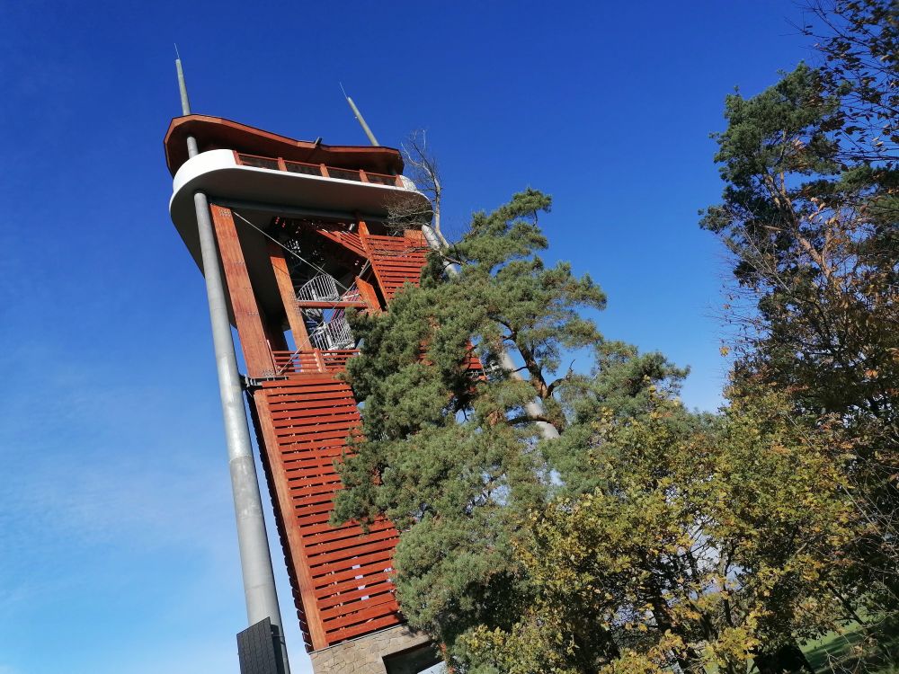 2025-10-28  Za Pány z Růže  W004