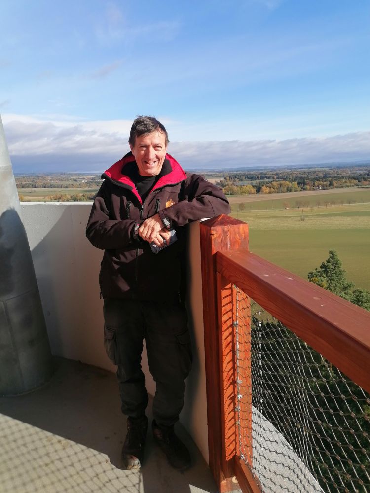 2025-10-28  Za Pány z Růže  W007