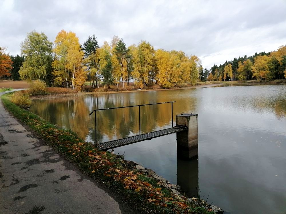 2025-10-28  Za Pány z Růže  W010