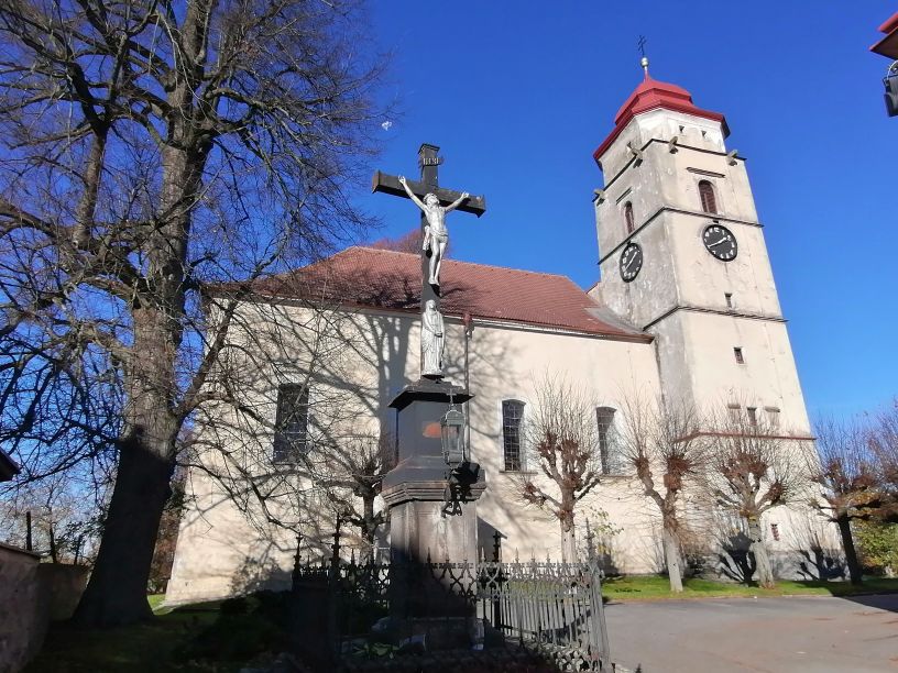 2025-10-29  Za Pány z Růže  W014