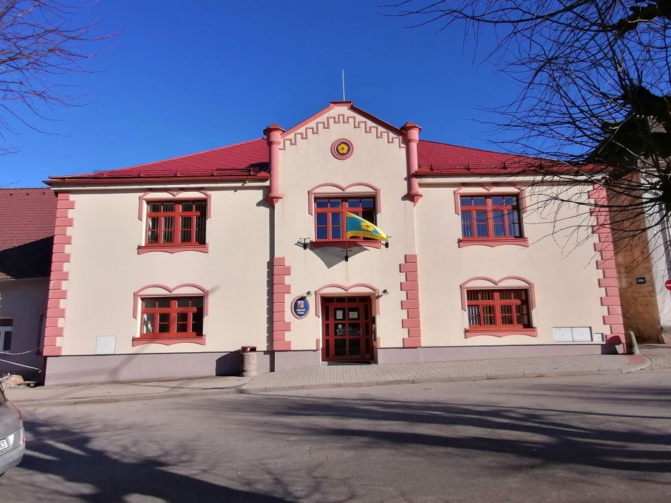 2025-10-29  Za Pány z Růže  W015