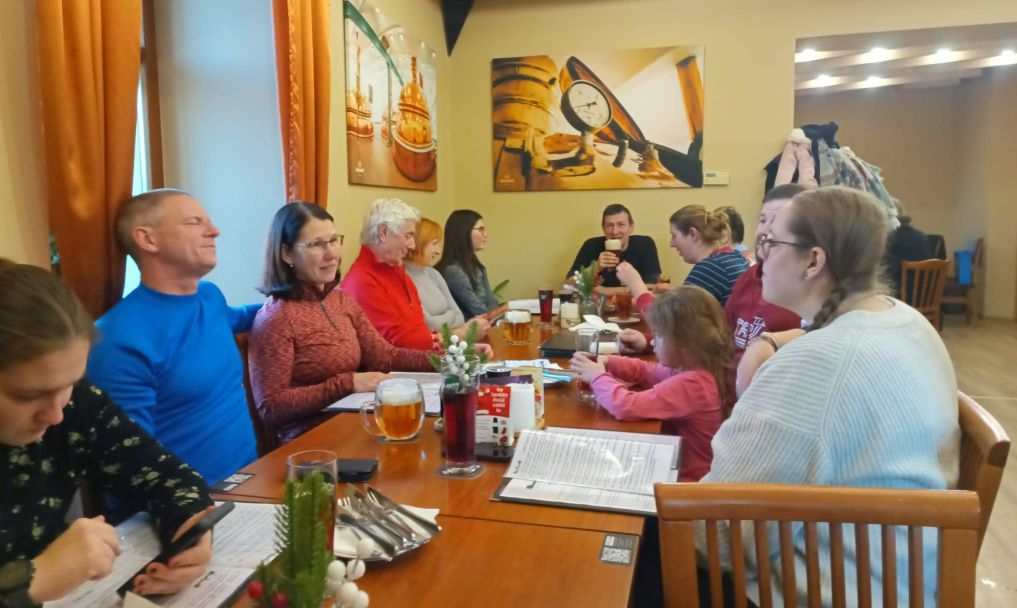 2025-12-27  Přípitek s Praotcem Čechem  W034