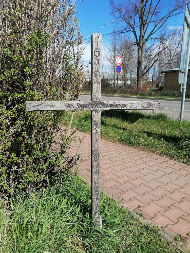 2026-04-05  Via Sancta  W004