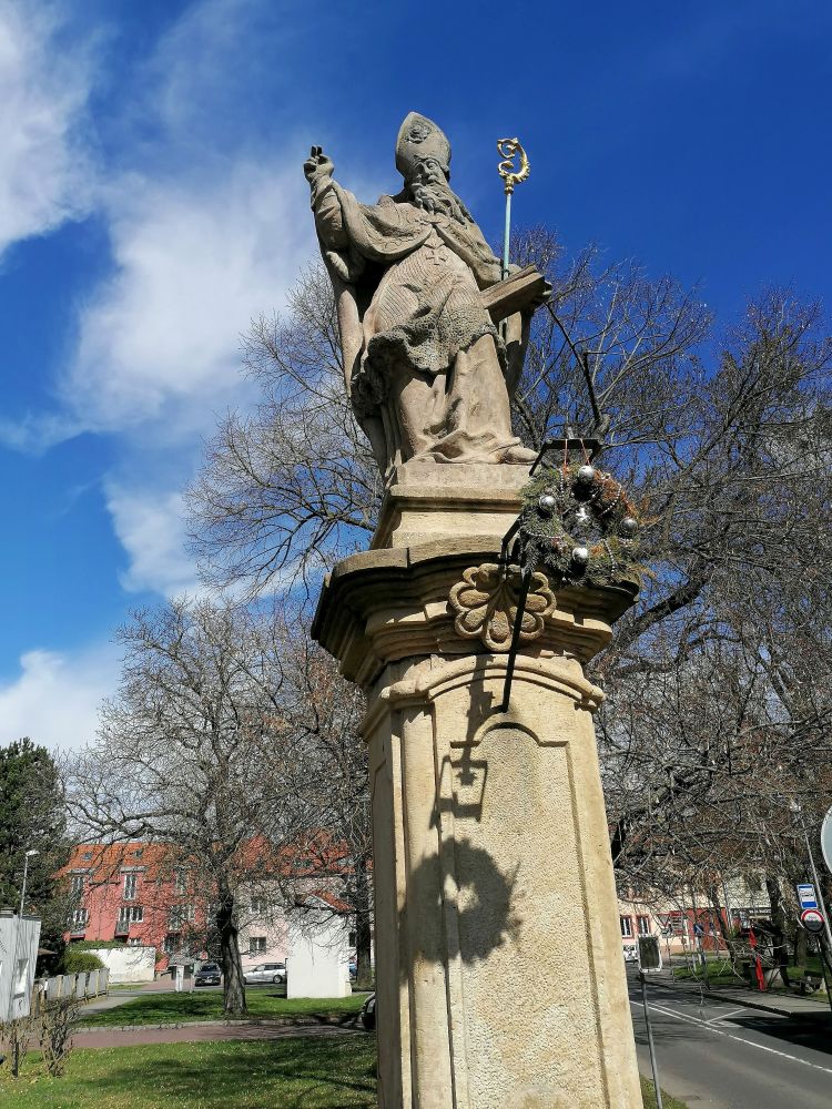 2026-04-05  Via Sancta  W005