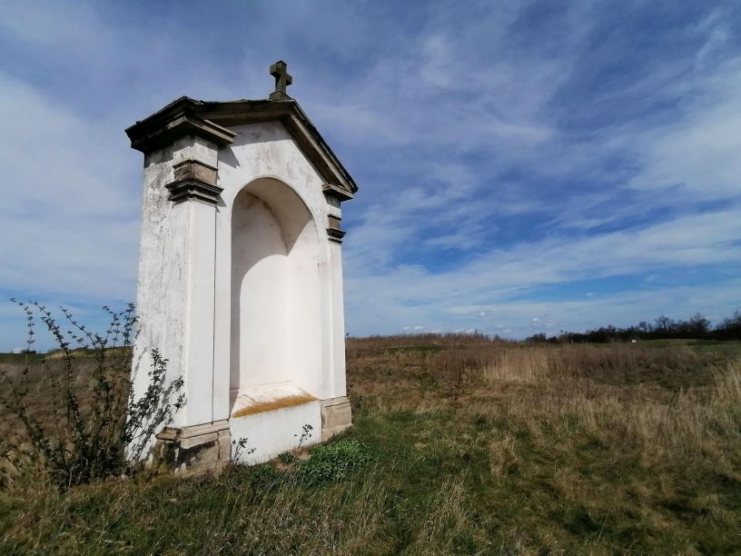 2026-04-05  Via Sancta  W018